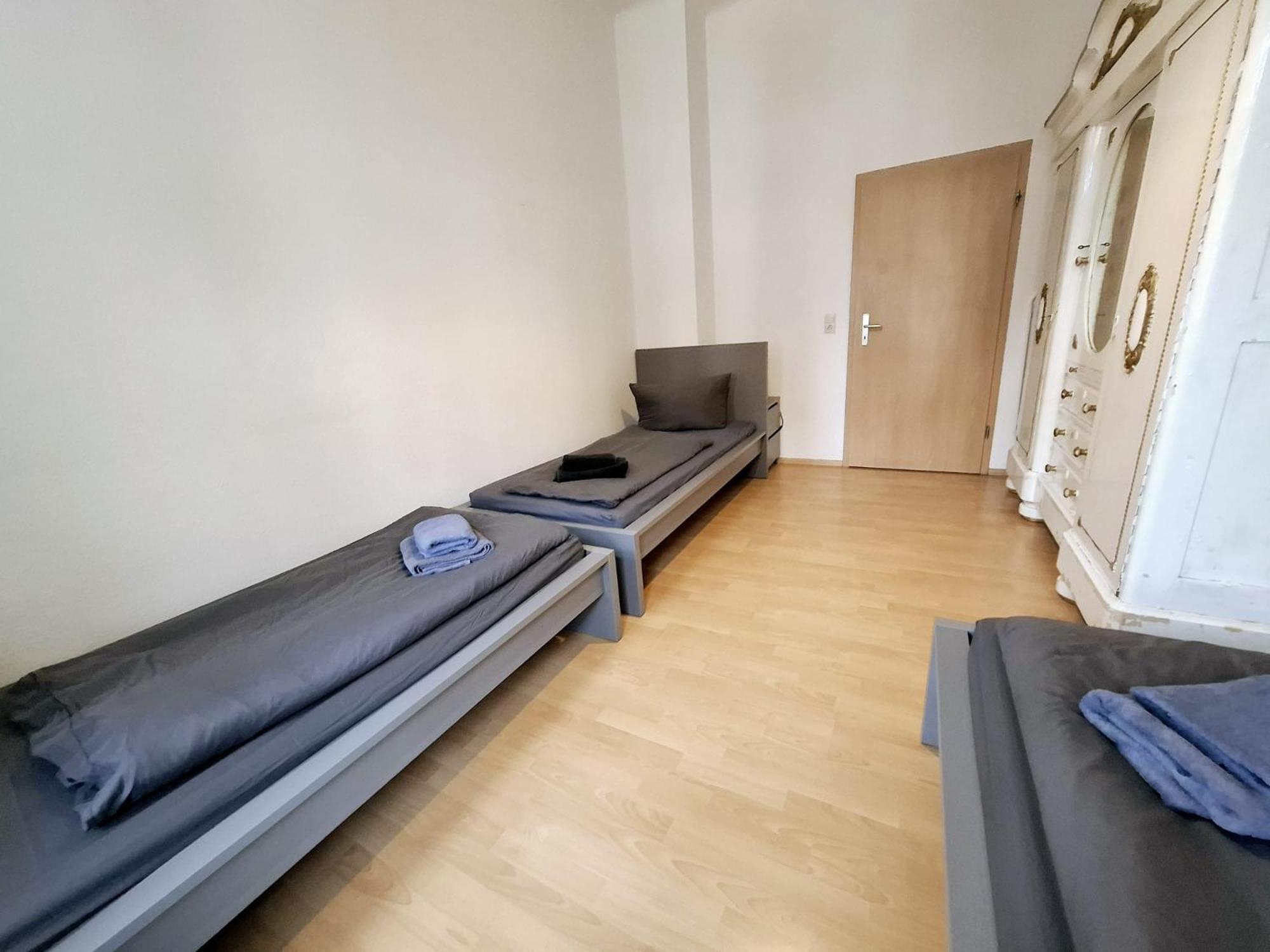 Altbauwohnung Direkt An Der Karli Mit Balkon - Netflix Inklusive Appartement Leipzig